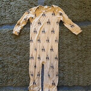 Kate Quinn Baby Romper 12-18M Beige Peter Rabbit Print Long Sleeve Snap
